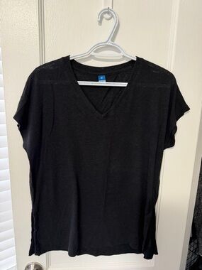 Old Navy Women's Black V-Neck Short Sleeve Tee